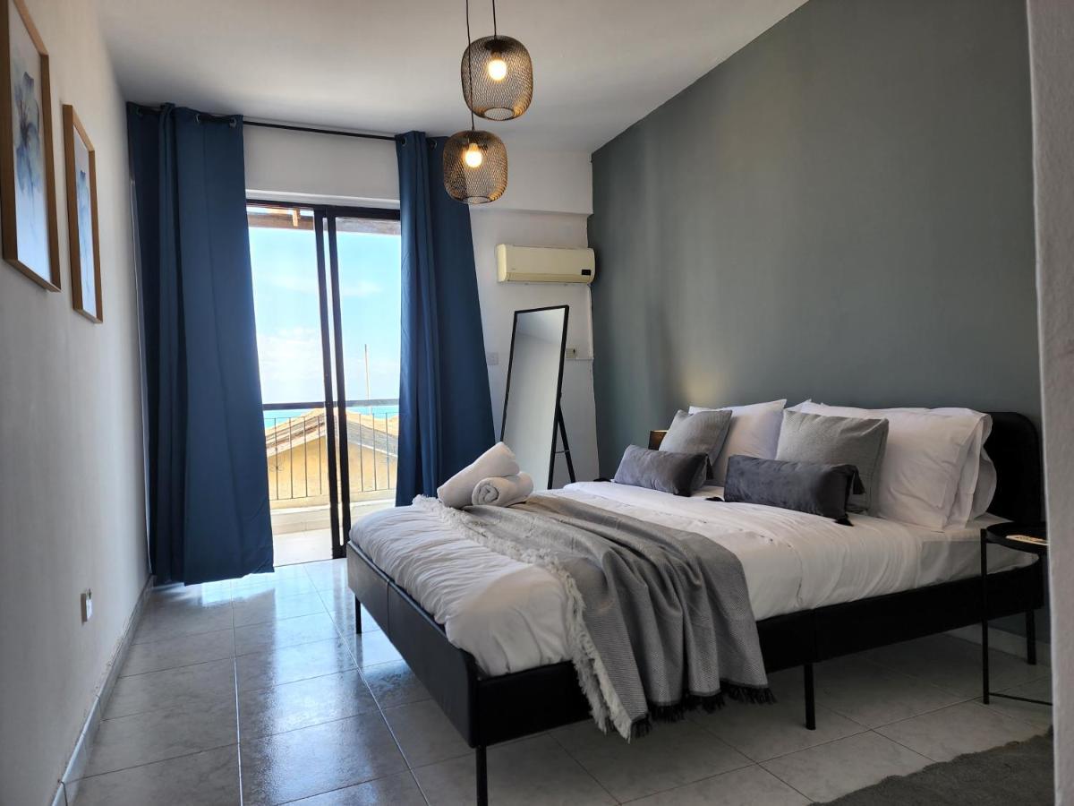 Kay'S City & Seaview One Bedroom Apartment Ларнака Экстерьер фото