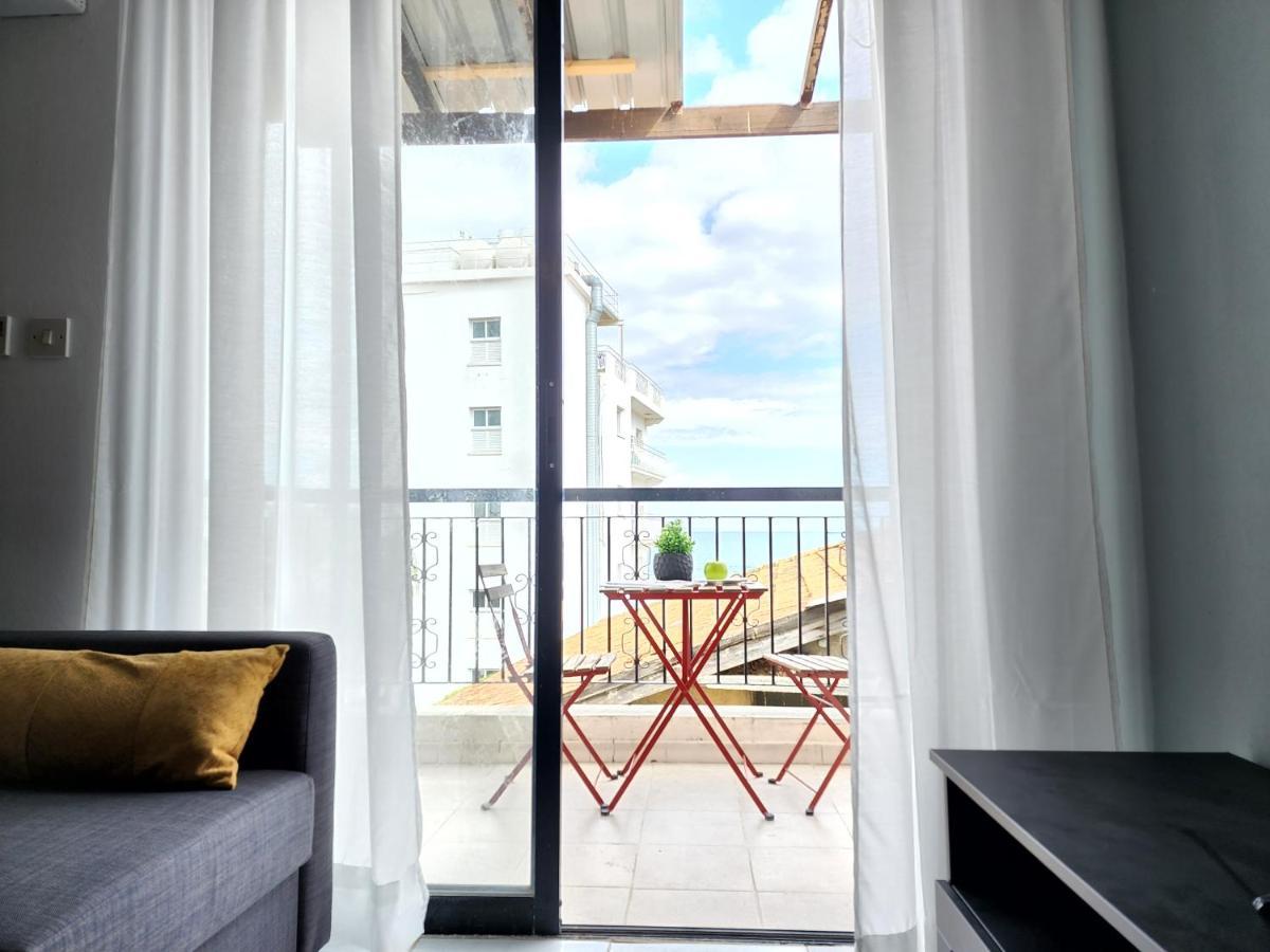 Kay'S City & Seaview One Bedroom Apartment Ларнака Экстерьер фото